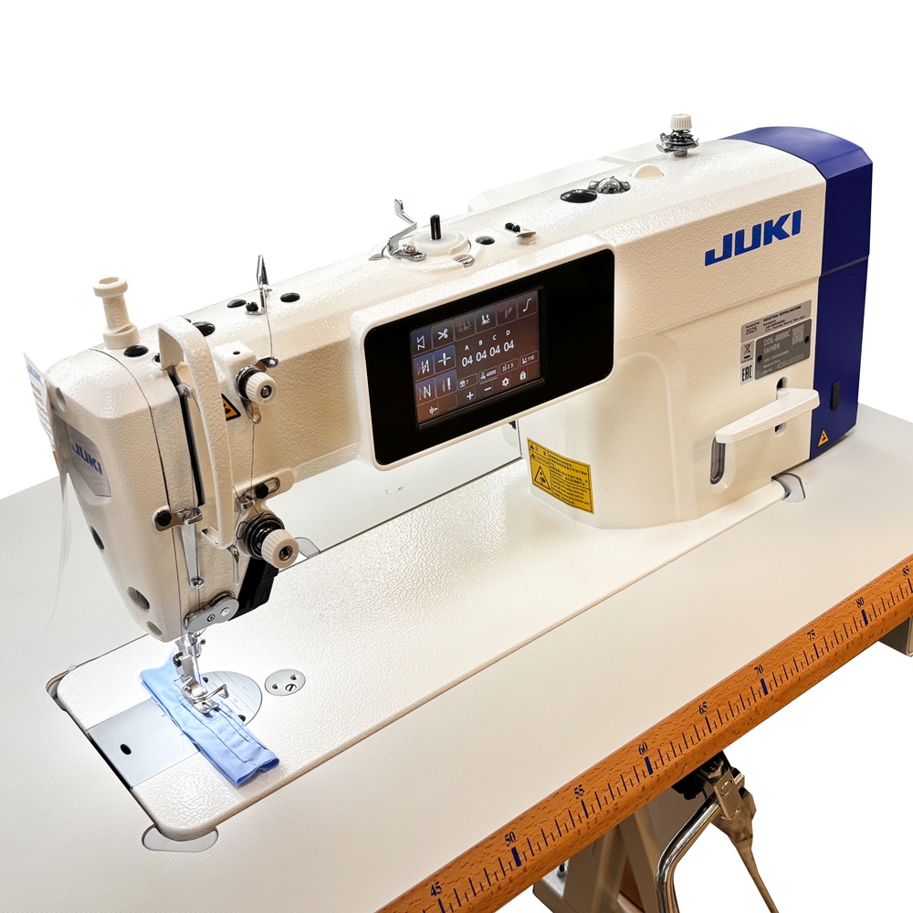 JUki 800C-Industrienaehmaschine_0